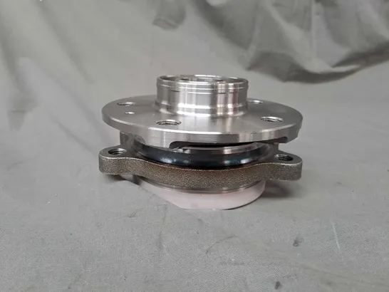 WHEEL HUB ASSEMBLY 