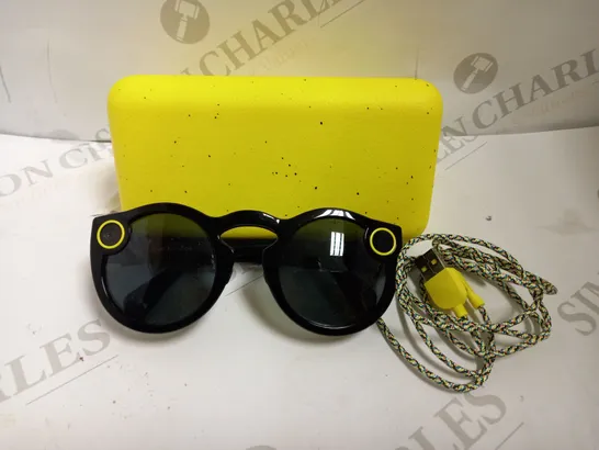 SNAPCHAT SPECTACLES WITH CASE AND CHARGING CABLE - MADE FOR IPHONE 6