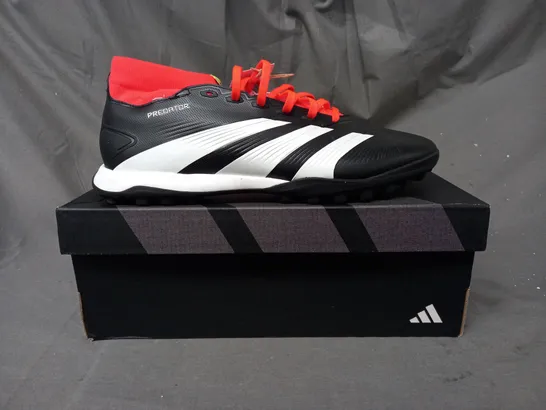 BOXED PAIR OF ADIDAS PREDATOR LEAGUE SHOES IN BLACK/WHITE/ORANGE UK SIZE 9