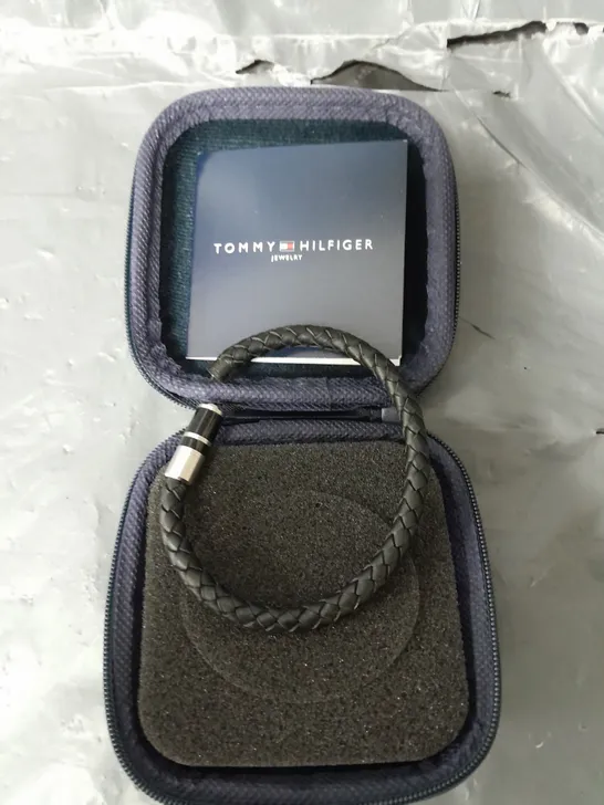 TOMMY HILFIGER MEN'S BLACK LEATHER BRAIDED BRACELET