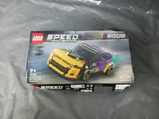 LEGO SPEED CHAMPIONS NASCAR NEXT GEN CHEVROLET CAMARO ZL1 76935 9+