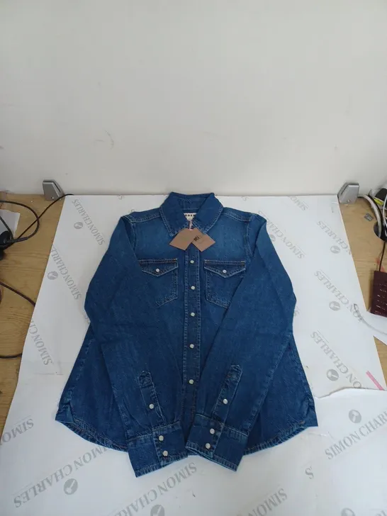 BODEN STRAIGHT FIT DENIM SHIRT - SIZE 8