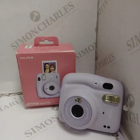 BOXED FUJIFILM INSTAX MINI11 INSTANT CAMERA 