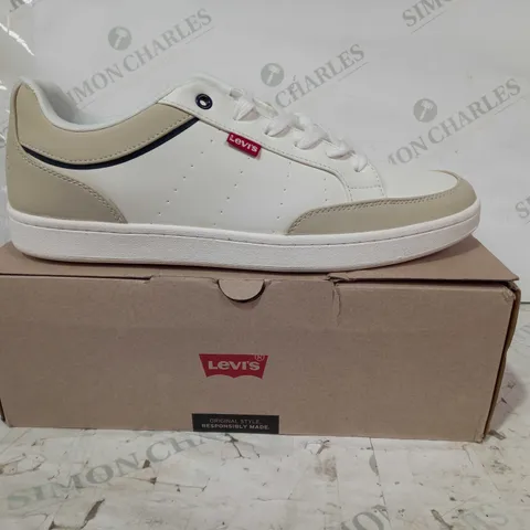 BOXED PAIR OF LEVI'S BILLY 2.0 SHOES IN WHITE/BEIGE UK SIZE 12