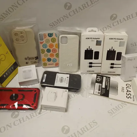 LOT OF APPROXIMATELY 30 PHONE ACCESSORIES AND ELECTRICALS TO INCLUDE TEMPERED GLASS SCREEN PROTECTORS, 45W PD ADAPTER, PRO 4 TRUE WIRELESS EARBUDS, ETC