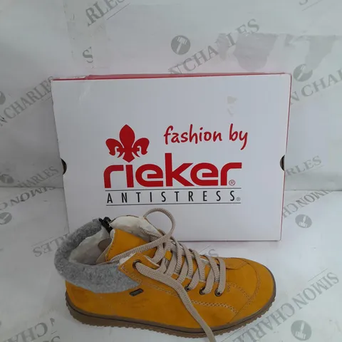 BOXED RIEKER LACE UP BOOTS IN YELLOW SIZE 6