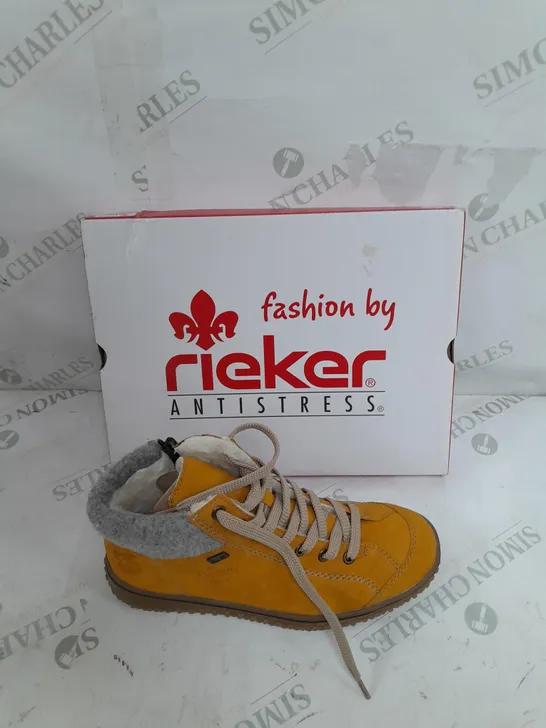 BOXED RIEKER LACE UP BOOTS IN YELLOW SIZE 6