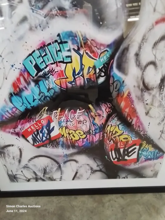 LOVERS KISS GRAFFITI- SINGLE PICTURE