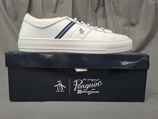 BOXED PAIR OF PENGUIN SHOES IN WHITE/NAVY SIZE 11