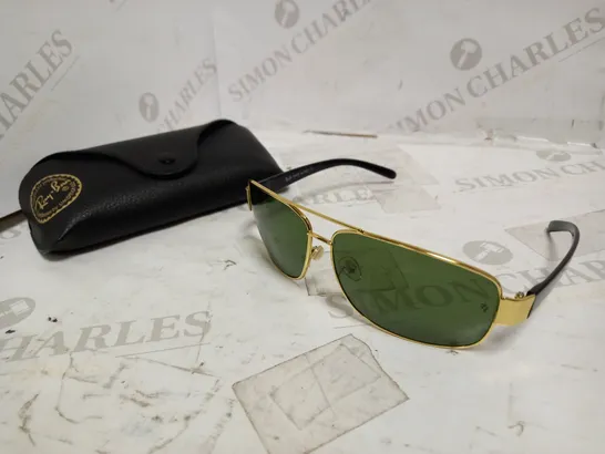 RAY BAN-STYLE SUNGLASSES