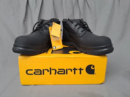 BOXED PAIR OF EARHARTT DETROIT CHUKKA BOOTS IN BLACK EU SIZE 44