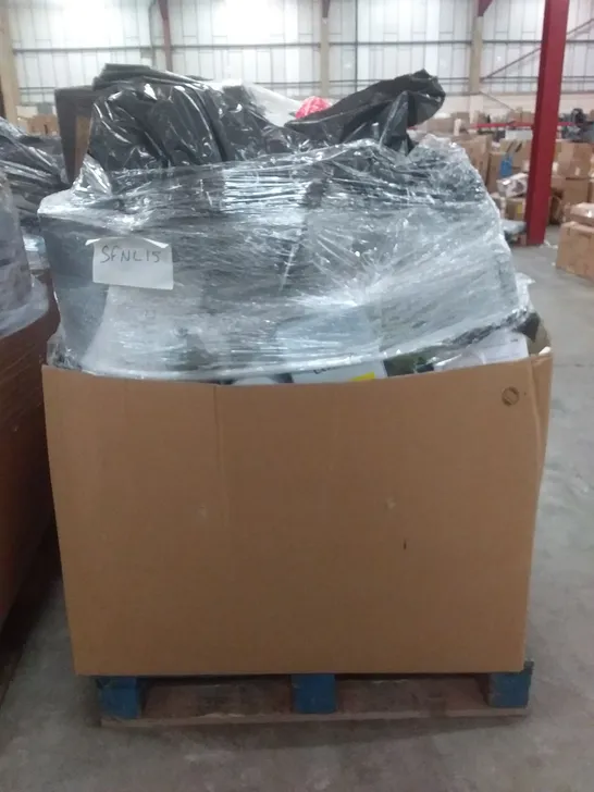 PALLET OF ASSORTED BEDDING ITEMS TO INCLUDE PILLOWS, CUSHIONS, MATTRESS TOPPERS, NECK PILLOWS, BLANKETS ETC