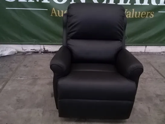 QUALITY BRITISH DESIGNER G PLAN NEWMARKET LARGE DUAL ELEVATE ARMCHAIR L854 CAMBRIDGE BLACK LEATHER 