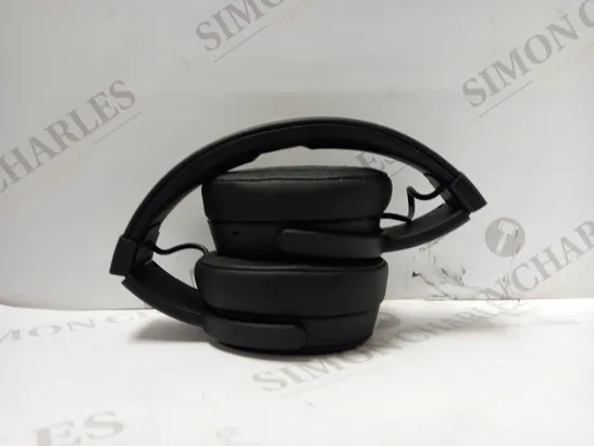 SKULLCANDY CRUSHER WIRELESS OVER EAR HEADPHONES IN BLACK