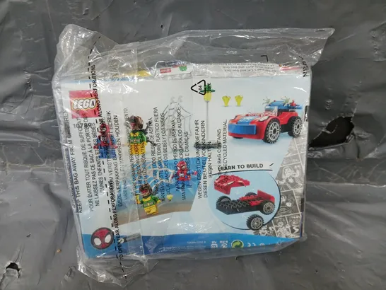 BOXED LEGO MARVEL SPIDERMANS CAR AND DOCTOR OCK - 10789 RRP £10.99