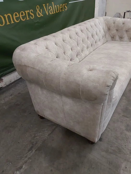 DESIGNER 3 SEATER CHESTERFIELD STYLE SOFA