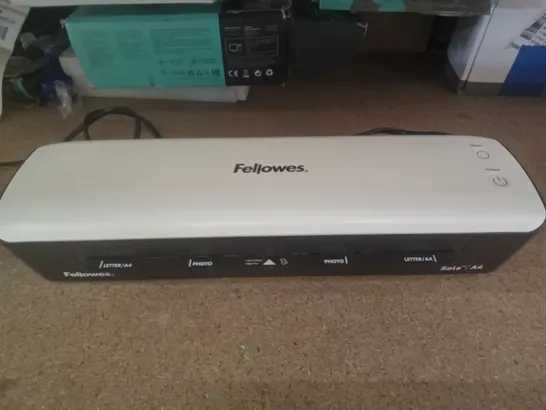 FELLOWES SOLA A4 LAMINATOR MACHINE