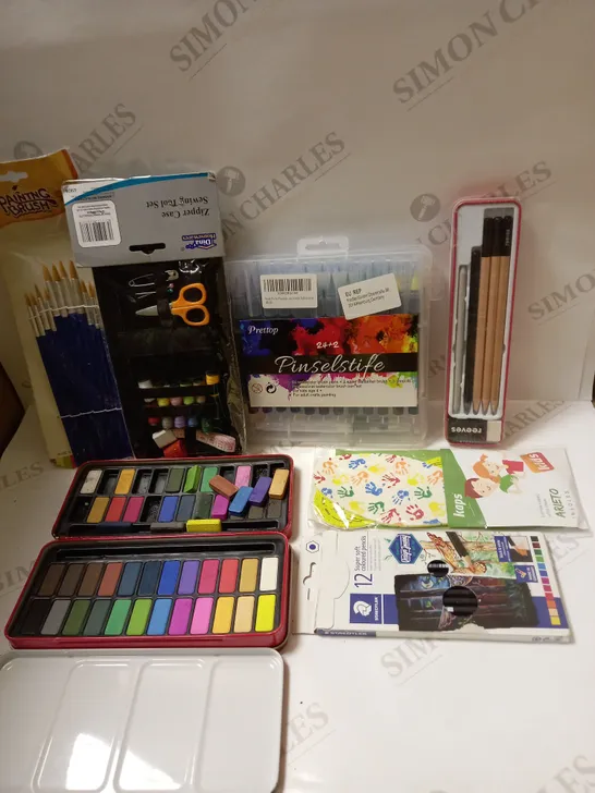 LOT OF APPROX 15 ASSORTED ITEMS TO INCLUDE WATERCOLOUR BRUSH PENS, SEWING SET, COLOURED PENCILS, ETC