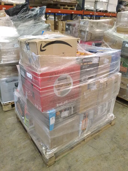 PALLET OF APPROXIMATELY 21 UNPROCESSED RAW RETURN HOUSEHOLD AND ELECTRICAL GOODS TO INCLUDE;