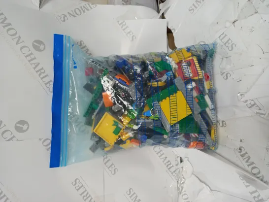 BAG OF ASSORTED LEGO PIECES