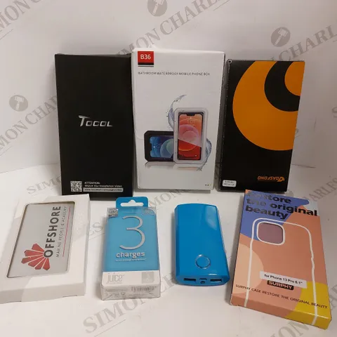 BOX OF APPROX 10 ITEMS TO INCLUDE ASSORTED POWER BANKS AND SCREEN PROTECTORS