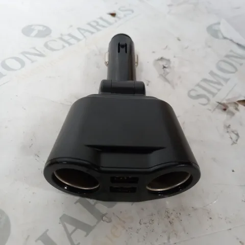 CAR CHARGER 