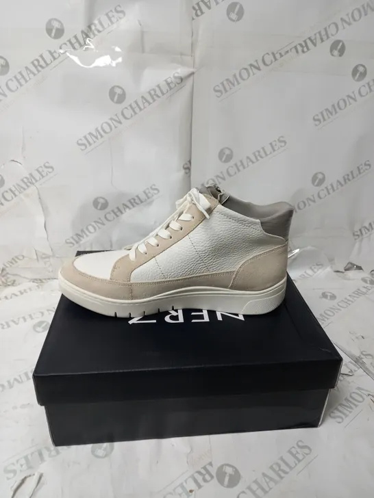 BOXED PAIR OF NATURALIZER HADLEY HI TOP SHOES IN PORCELAIN/WHITE SIZE 6.5