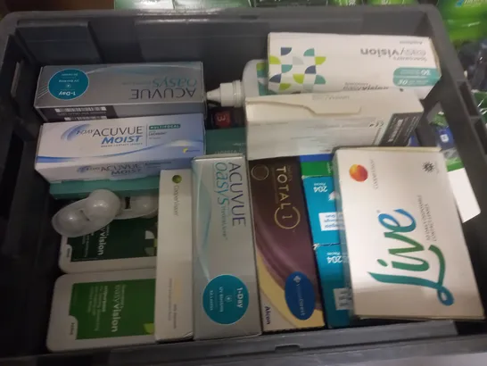 LOT OF ASSORTED EYE CARE ITEMS TO INCLUDE SPECSAVERS, ACUVUE AND MYDAY