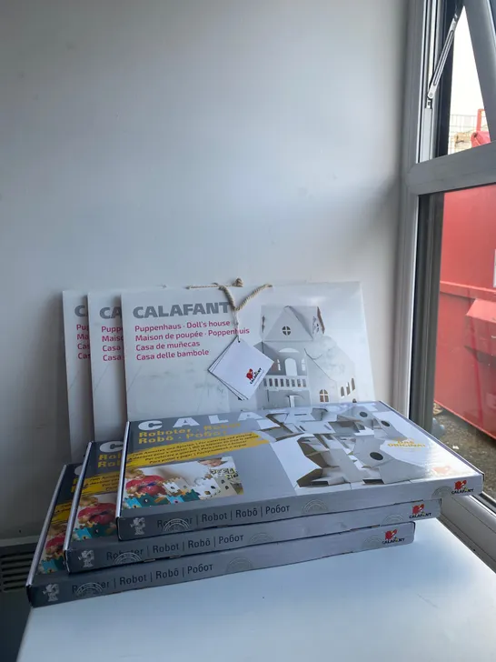 BOX OF 6 BRAND NEW ITEMS TO INCLUDE: 3 X CALAFANT DOLL'S HOUSE AND 3 X CALAFANT ROBOT