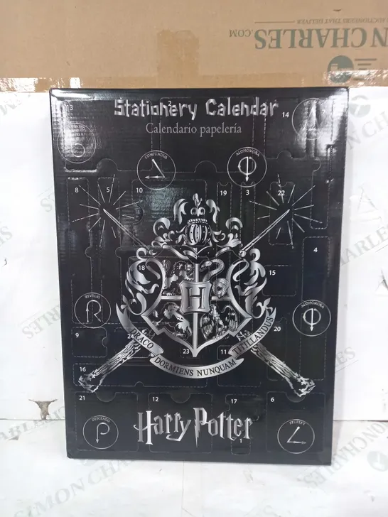 HARRY POTTER STATIONARY CALENDAR