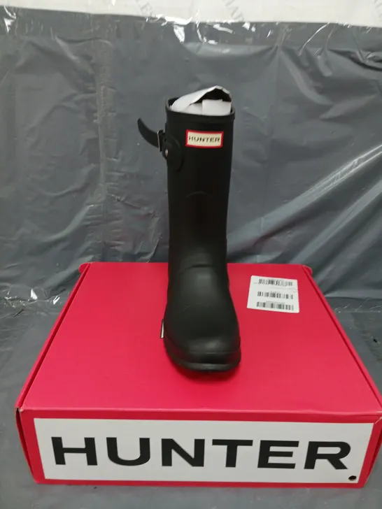 BOXED HUNTER SHORT WELLINGTON BOOTS SIZE 7  RRP £101