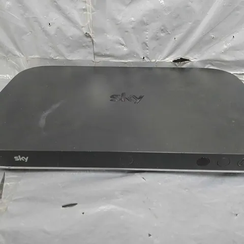 SKY Q BOX ES240 2TB SATELLITE RECEIVER