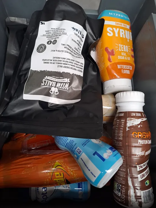 BOX OF APPROXIMATELY 10 ITEMS TO INCLUDE MYPROTEIN SYRUP, GRENADE PROTEIN SHAKE, PROTEIN BALLS ETC