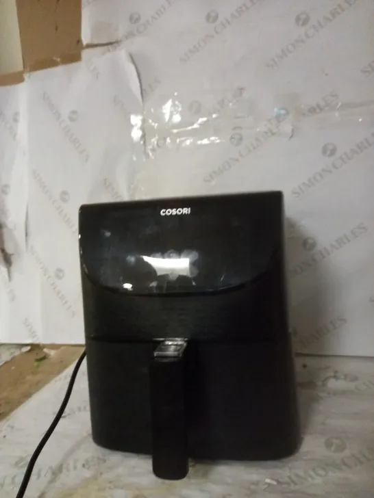 COSORI ELECTRIC HOT AIR FRYER 