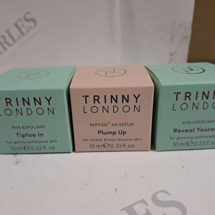 TRINNY LONDON FACE SET 4510334Simon Charles Auctioneers