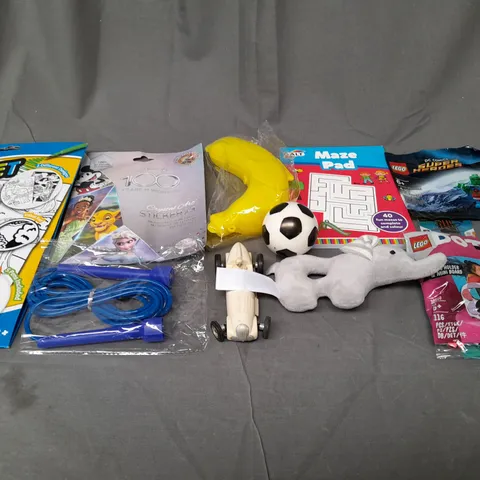 BOX OF ASSORTED TOYS AND GAMES TO INCLUDE ACTIVITY BOOKS, SKIPPING ROPE AND LEGO