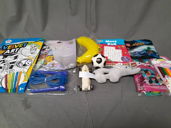 BOX OF ASSORTED TOYS AND GAMES TO INCLUDE ACTIVITY BOOKS, SKIPPING ROPE AND LEGO