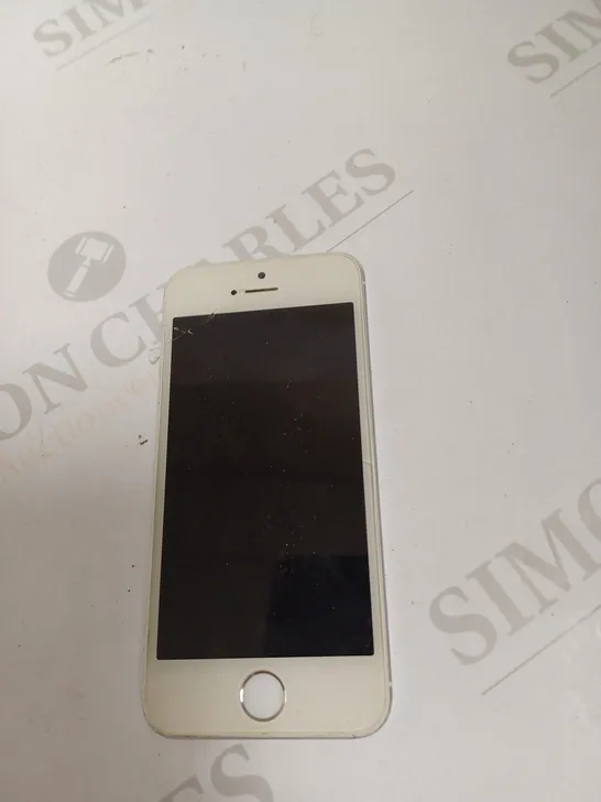 APPLE IPHONE 5S (A1533)