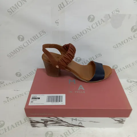 BOXED MODA IN PELLE LIIVY NAVY-TAN LEATHER SIZE 7 