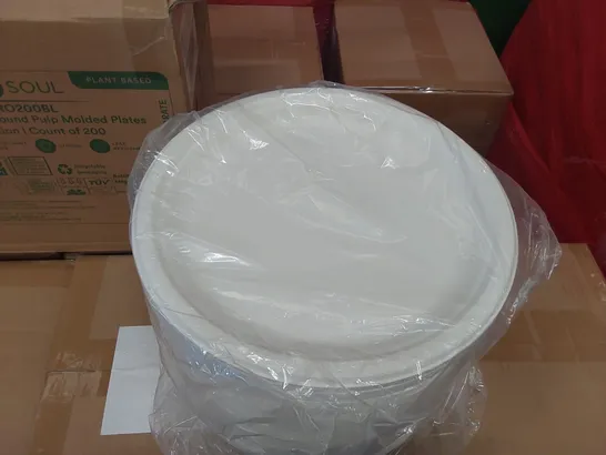 PALLET OF APPROXIMATELY 48 BOXES OF 200x 25.4CM (10") ROUND PULP MOLDED PLATES 