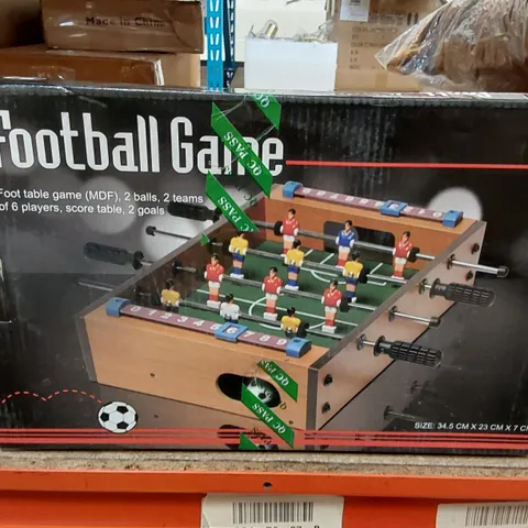 BOXED KEEN SO TABLE FOOTBALL SET - 34.5 X 23 X 7CM (1 BOX)