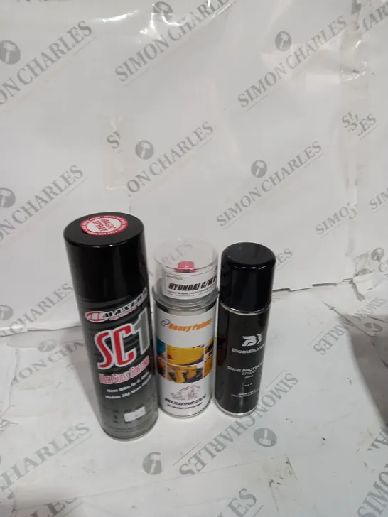 APPROXIMATELY 10 ASSORTED AEROSOL ITEMS TO INCLUDE GLOSS COATINGS, HEAVY PAINTS, SHOE PROTECTOR - COLLECTION ONLY 