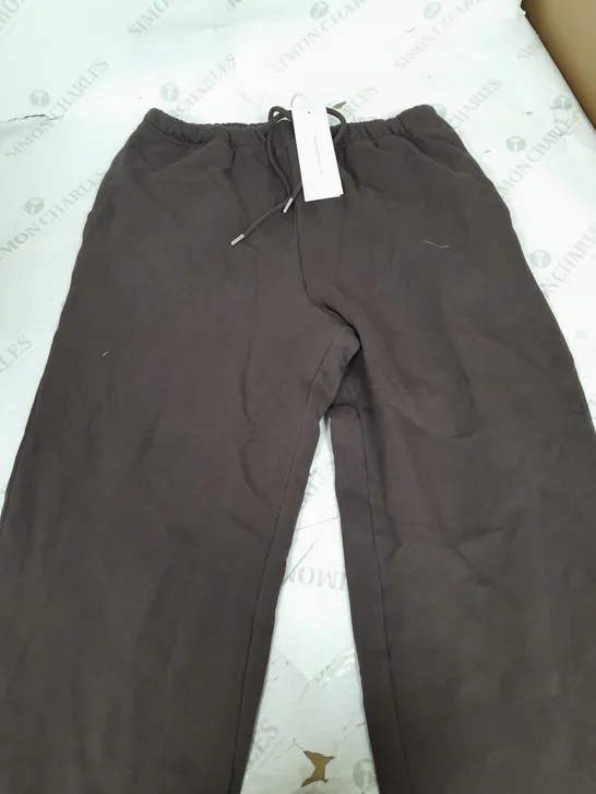 ARKET BROWN JOGGING BOTTEM PANTS - MEDIUM