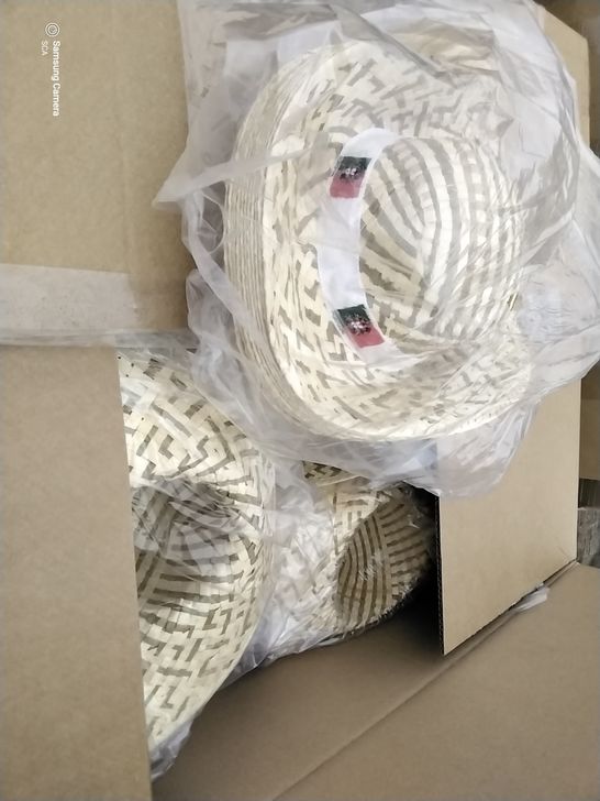 PALLET OF ASSORTED PORTUGAL STYLE SUN HATS