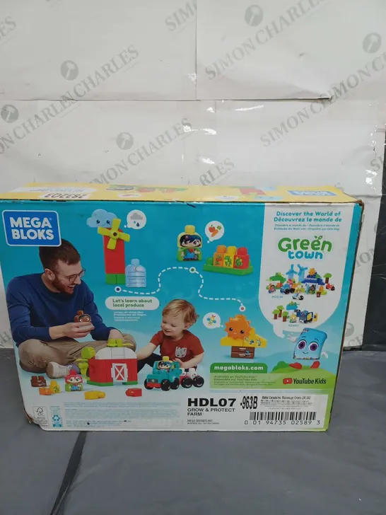 BOXED AND SEALED MEGA BLOKS GREEN TOWN PLAY SET