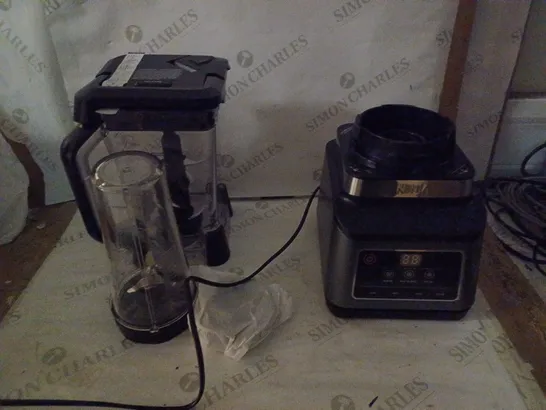 NINJA 2 IN 1 BLENDER WITH AUTO-IQ BN750UK