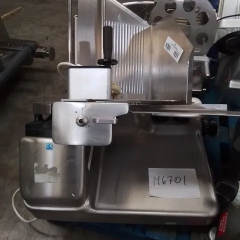 BERKEL 800 COMMERCIAL MEAT SLICER