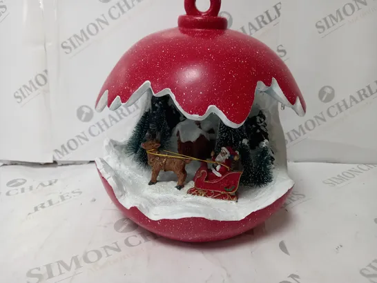 CHRISTMAS SCENE ORNAMENT - SANTA 