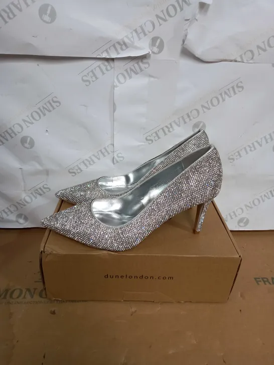 BOXED PAIR OF DUNE SILVER DIAMANTE ENCRUSTED HIGH HEEL SHOES SIZE 7