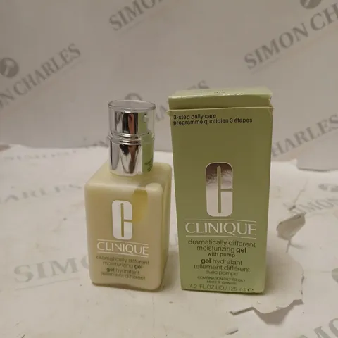 CLINIQUE DRAMATICALLY DIFFERENT MOISTURIZING GEL COMBINATION TO OILY SKIN 125ML